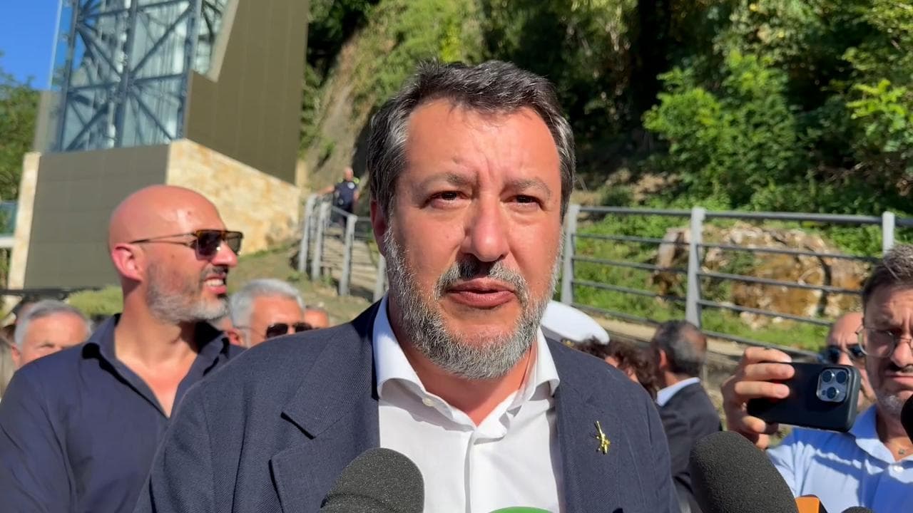 Gaza Flotilla, Salvini: "Missioni umanitarie benvenute, altro paio di maniche è la caccia all'ebreo"