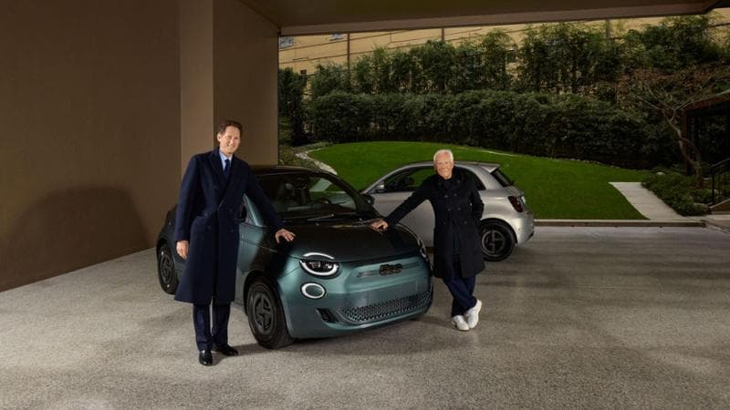 Morte Giorgio Armani, l’addio di John Elkann: “Se ne va un maestro e un amico”