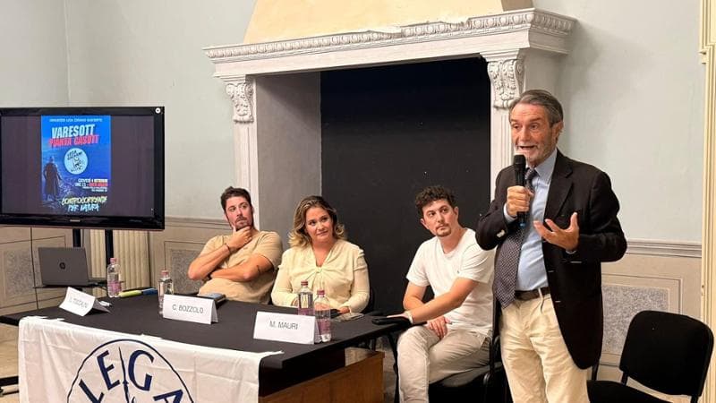 Fontana ieri al congresso della Lega giovani locale