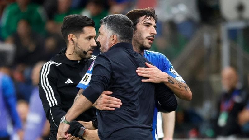 L'abbraccio tra Tonali e Gattuso