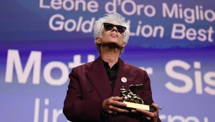 Leone d'oro a Jim Jarmusch  per il film "Father Mother Sister Brother"
