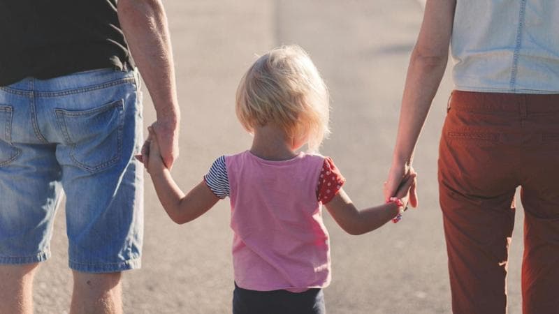Bonus figli 2025, guida completa agli aiuti per famiglie: importi, requisiti e scadenze