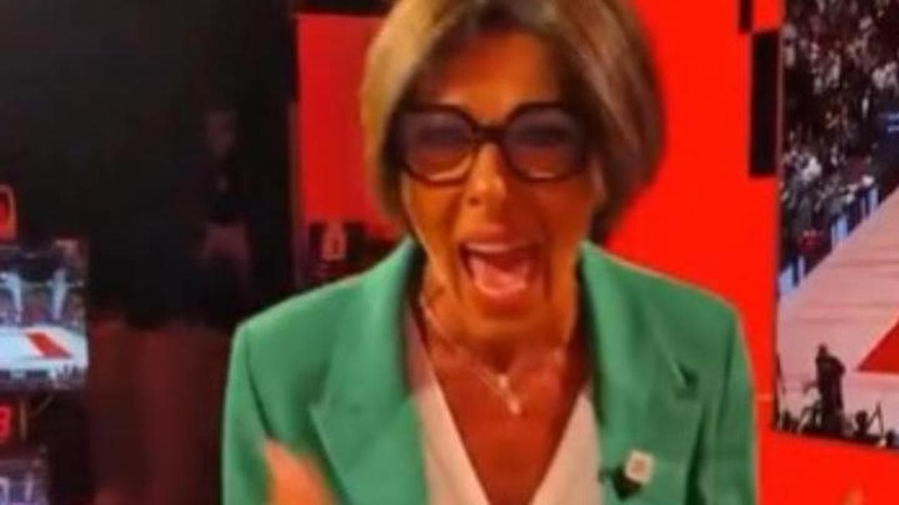 Volley, l'urlo della commentatrice tv Consuelo Mangifesta per la vittoria delle azzurre: "E vai!"