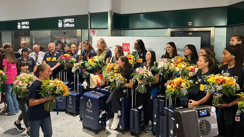 Le azzurre all'aeroporto di Malpensa