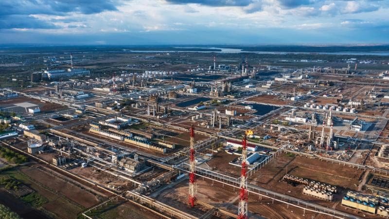 Russia indebolita dalle sanzioni. Ma l’export di gas e petrolio non è stato colpito abbastanza