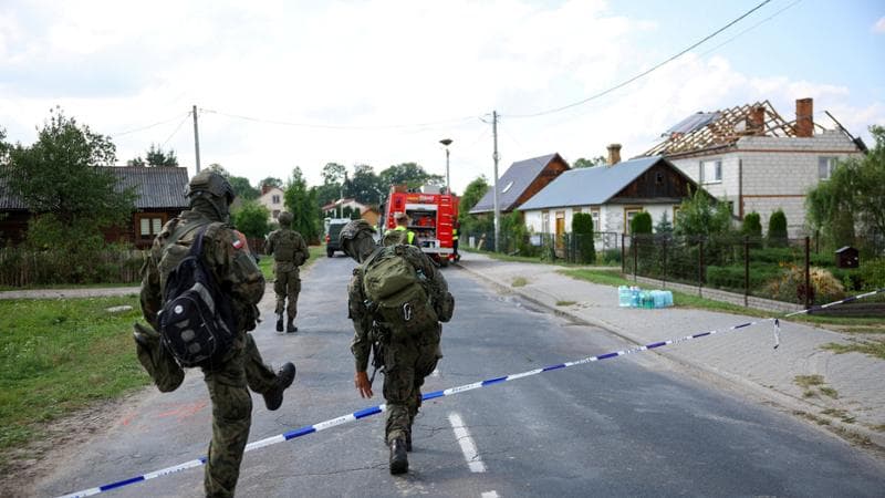 Droni russi in Polonia, Nato riunita dopo la risposta militare. Tusk chiede l’articolo 4