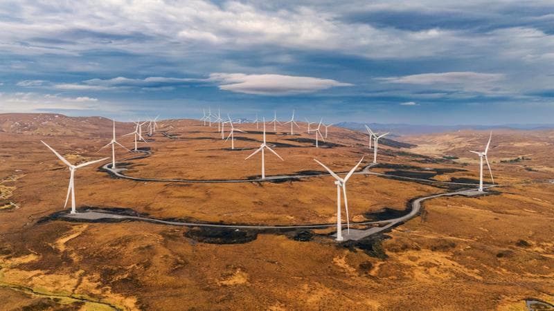 Mercato eolico globale: verso 2 TW di capacità entro il 2030