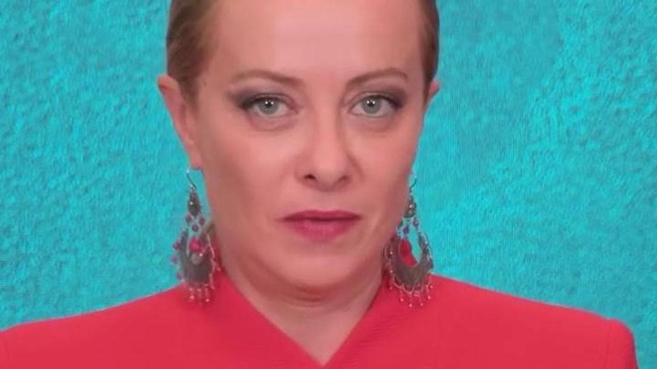 Meloni ricorda Kirk e attacca i "falsi maestri da salotto": "Odiatori siete voi, non ci fermerete"