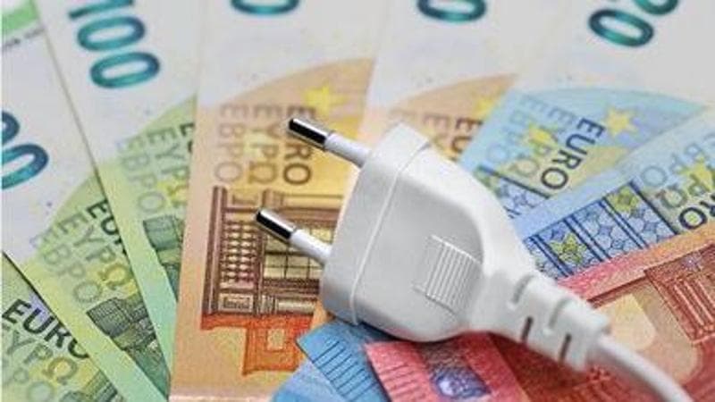 Bollette, il flop del bonus sociale: metà delle famiglie bisognose non lo ricevono