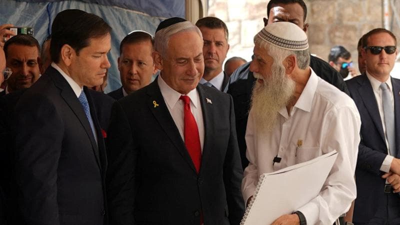 Il premier Netanyahu con Rubio al muro del pianto