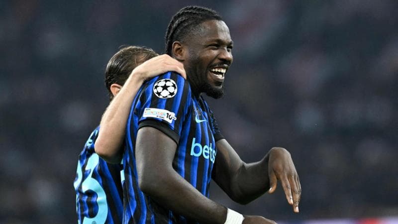 Thuram sorride dopo il gol del 2 a 0