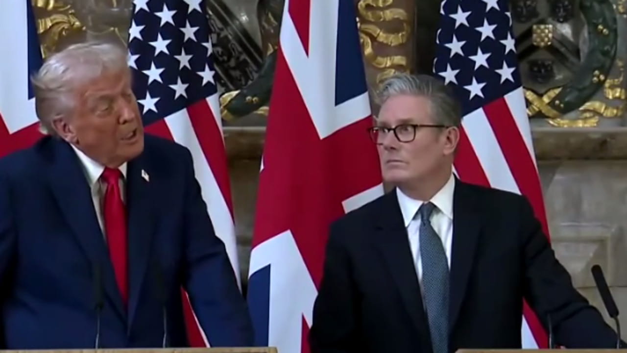 Nuova gaffe di Trump: il tycoon sbaglia la pronuncia di Azerbaigian e confonde Armenia e Albania