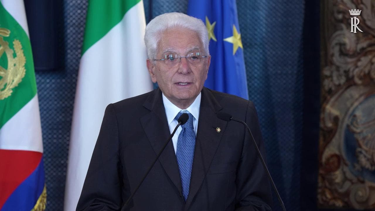 Fascismo, il monito di Mattarella: "Quel 'no' a Salò difese la dignità della patria"