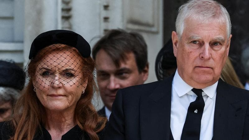 Epstein, bufera sulla Royal Family. Pubblicate le mail di Sarah Ferguson al miliardario pedofilo