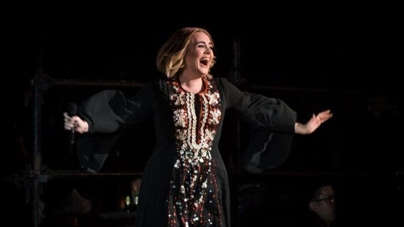 Adele, il grande ritorno: in programma un disco, un tour e un’autobiografia