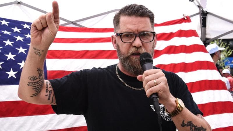 Il fondatore dei Proud Boys, l’estrema destra Usa: “Dopo Kirk una rivoluzione culturale. È guerra”