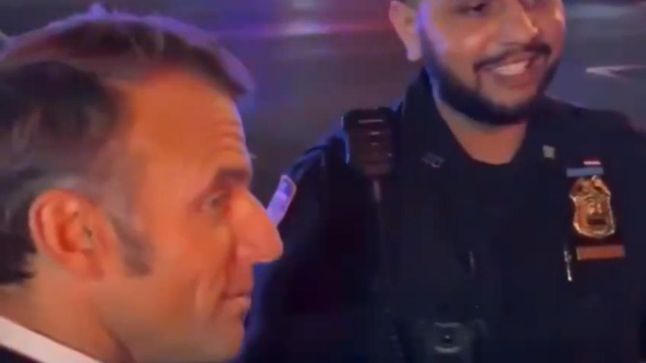 New York, Macron fermato dalla polizia. Il presidente francese telefona a Trump: "Liberi la strada?"