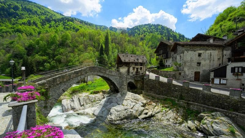 Il borgo di Rassa Valsesia (Arch fot. Atl Terre Alto Piemonte)