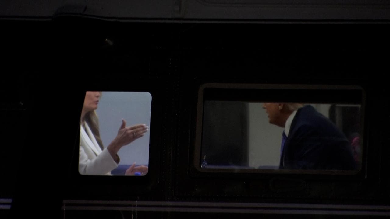 L'accesa discussione tra Donald Trump e Melania a bordo del Marine One