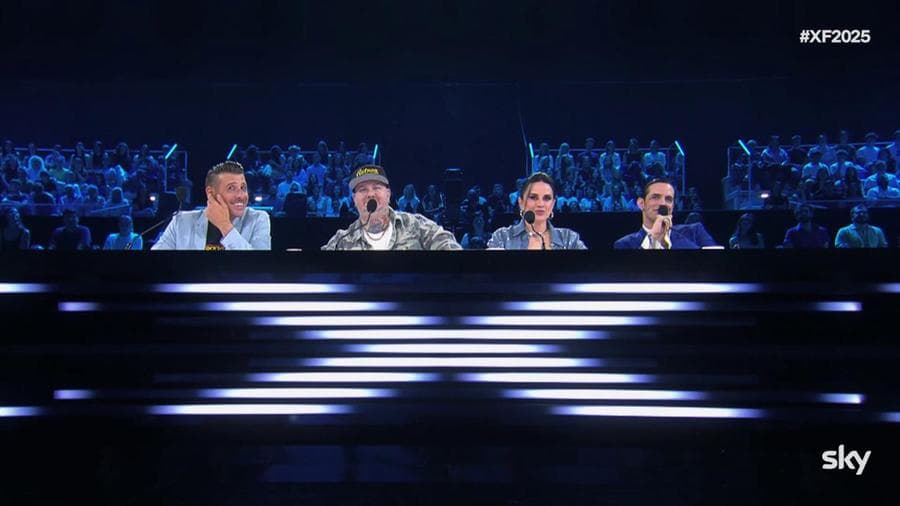 X Factor, l'emozione di Layana: non riesce a parlare, ma la cover di Lana Del Rey è da applausi