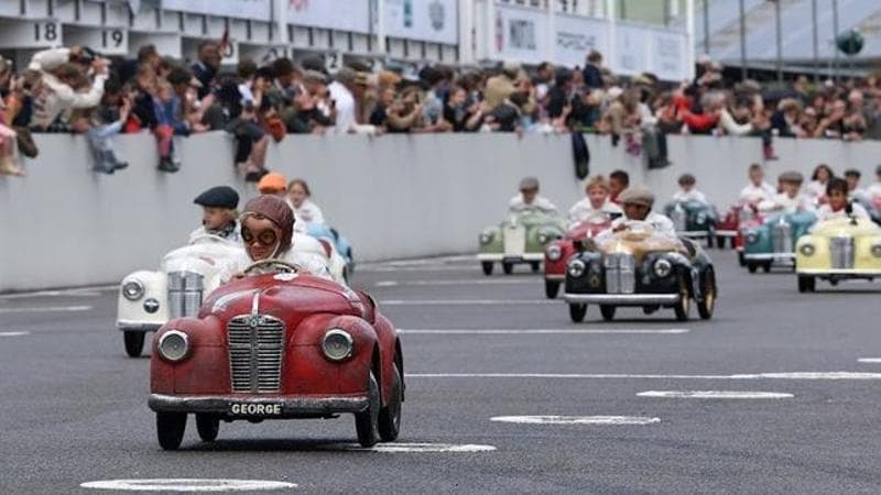Motoring enthusiasts (REUTERS/Toby Melville)