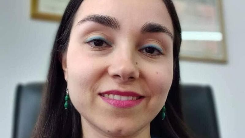Giovane dottoressa stroncata da malore. “Morta per non lasciare i suoi pazienti senza cure”