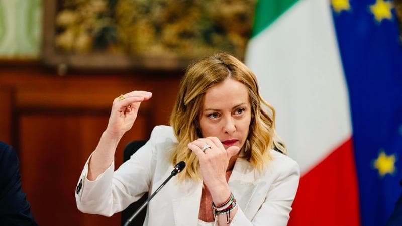Flotilla, le reazioni all’appello di Mattarella. Conte: “Riflettete”. Meloni ringrazia l’opposizione