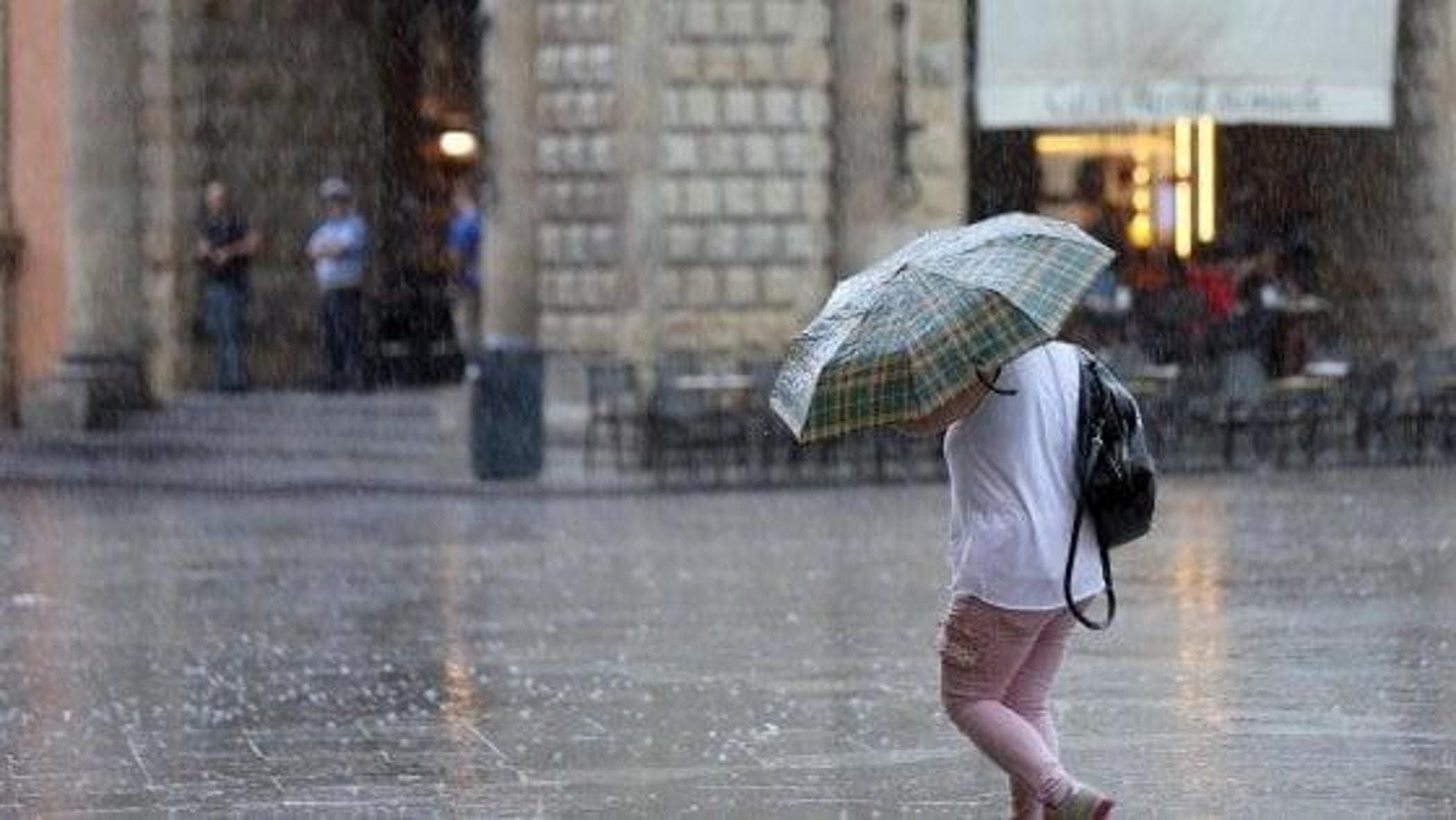 Hava tahmini, yağmurlar ve aydınlatma arasındaki hafta sonu, sonra soğuk Rusya'dan geliyor