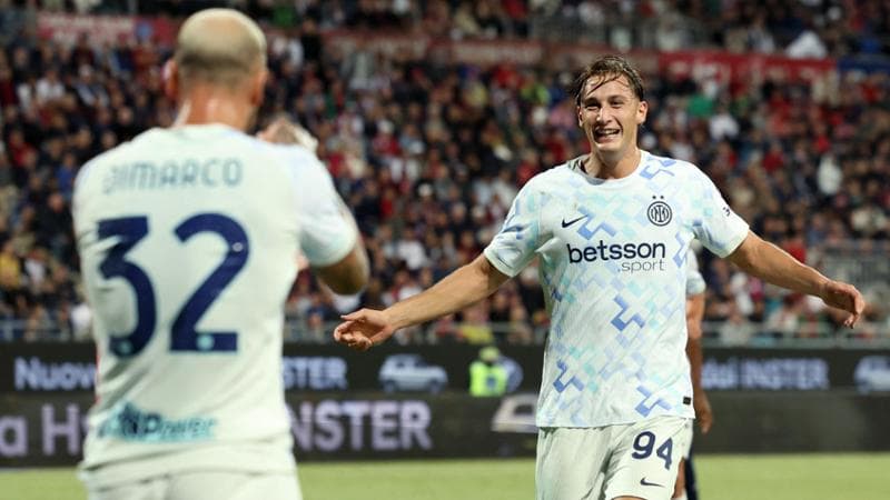 Cagliari-Inter 0-2: Lautaro e Pio Esposito portano Chivu alle spalle di Napoli e Juve