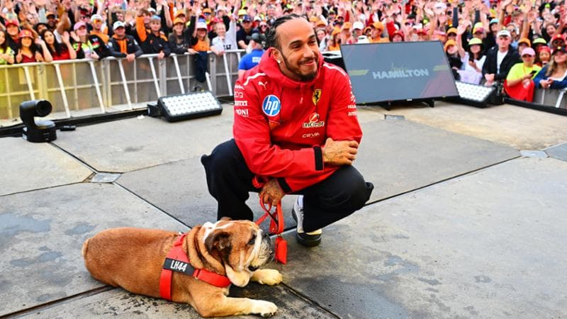 Hamilton con Roscoe a Silverstone