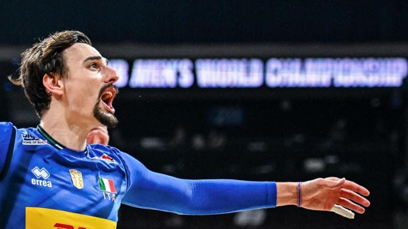Simone Giannelli: “Noi nella storia del volley, ma non è ancora finita. Ora l’Europeo con Lavia”