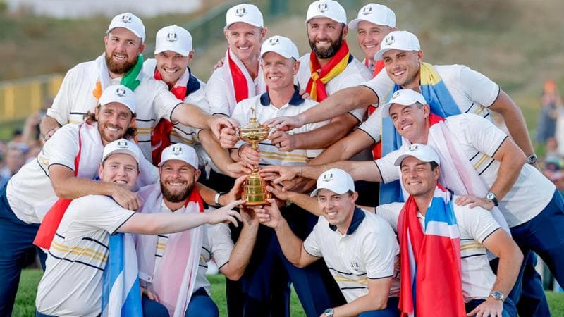 Ryder Cup, anche il golf si “trumpizza”. Boati e insulti, giocatori indignati
