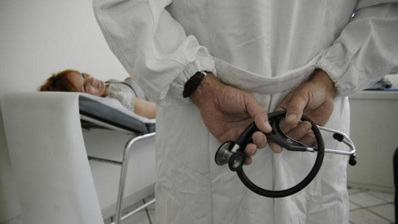Via al profilo digitale sanitario degli italiani, ma i medici protestano: “Il sistema non è pronto”