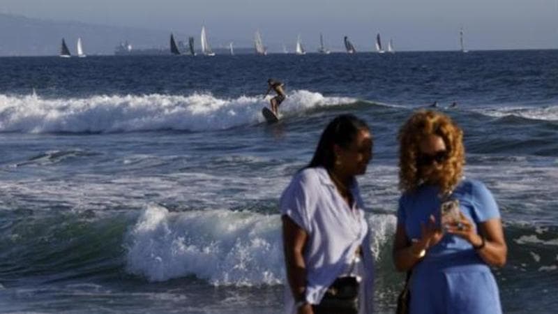 EPA/CAROLINE BREHMAN