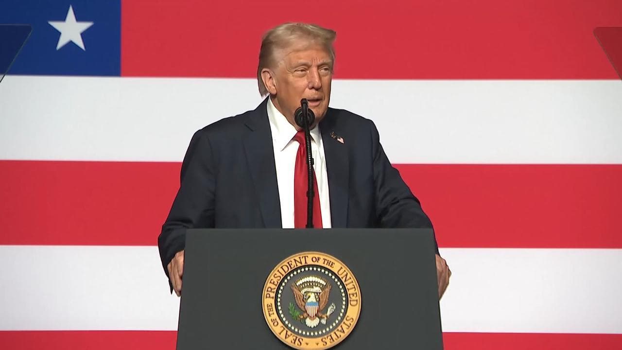 Ucraina, Trump: "Devo mettere insieme Putin e Zelensky per risolvere la guerra"