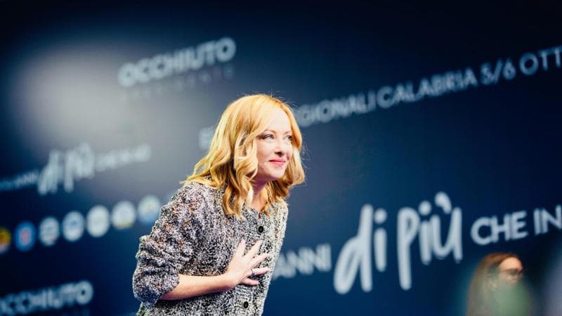 Meloni: “La missione rischia di compromettere la pace. Inascoltato pure Mattarella”