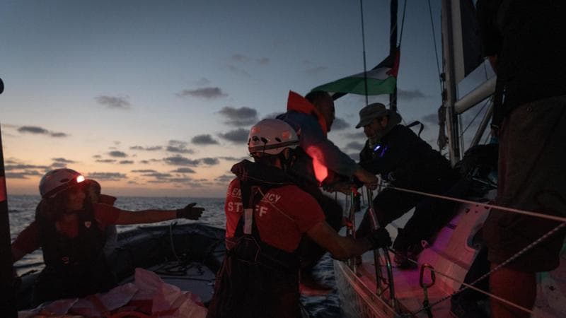 La Life Support di Emergency, che sta accompagnando la Global Sumud Flotilla
