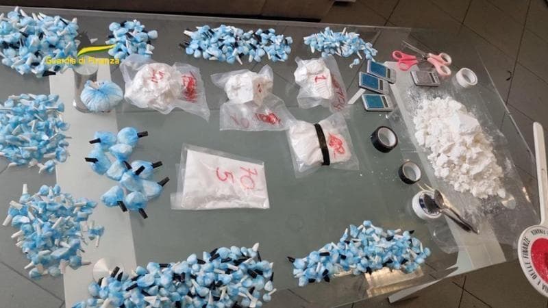 Allarme crack tra i giovanissimi. E gli studenti usano le benzodiazepine per migliori prestazioni