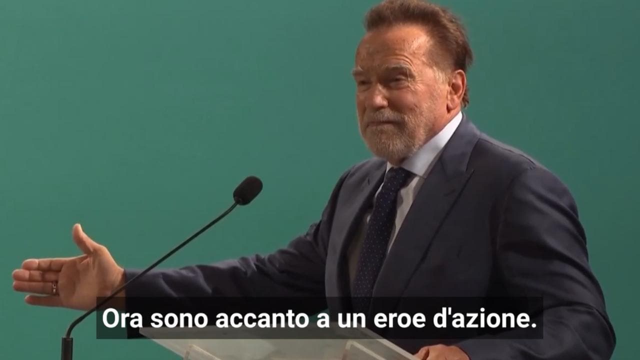 Schwarzenegger definisce Papa Leone "Eroe d'azione" alla conferenza sul cambiamento climatico