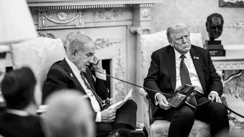 La Casa Bianca pubblica la foto della telefonata di scuse di Netanyahu allo sceicco del Qatar
