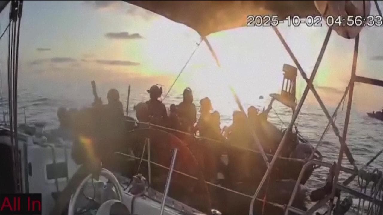 Flotilla, le truppe israeliane abbordano la nave All In