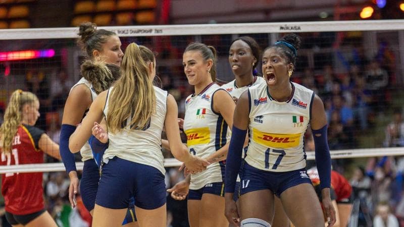 Le azzurre ai Mondiali in Thailandia (foto Fipav)