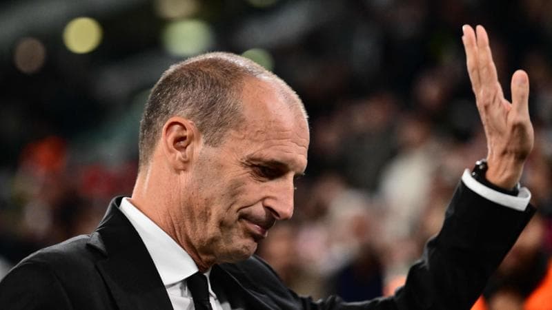 Cori, striscioni, abbracci: Allegri allo Stadium è l’unico a non fare zero a zero
