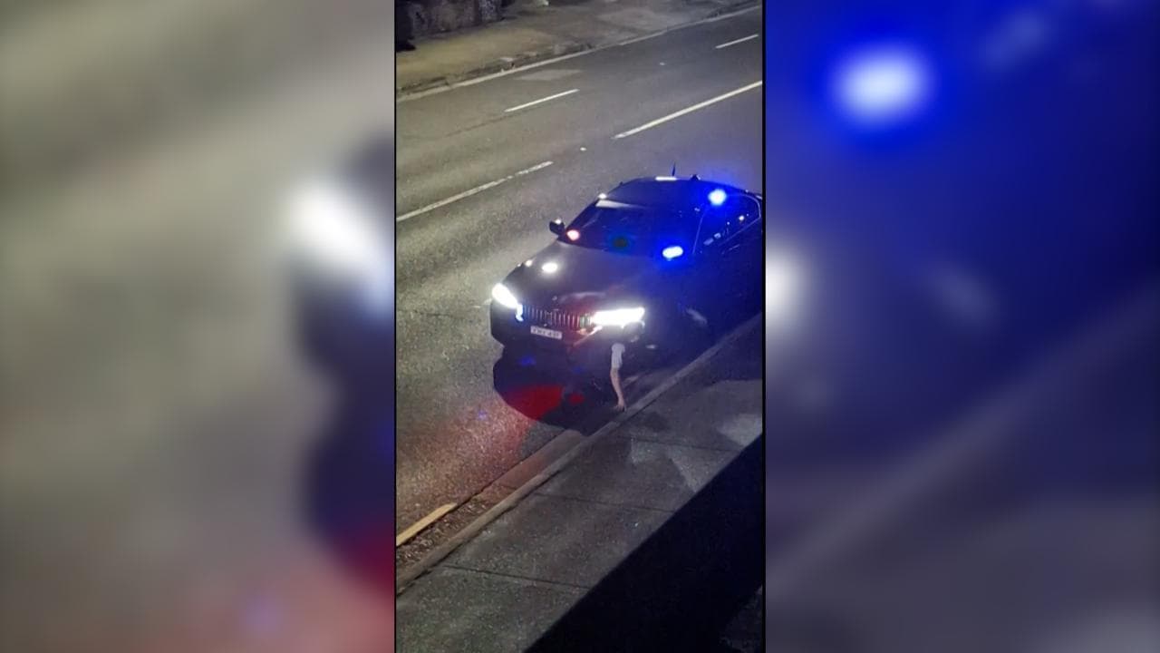 Australia: sparatoria a Sydney, la polizia si ripara dietro le auto