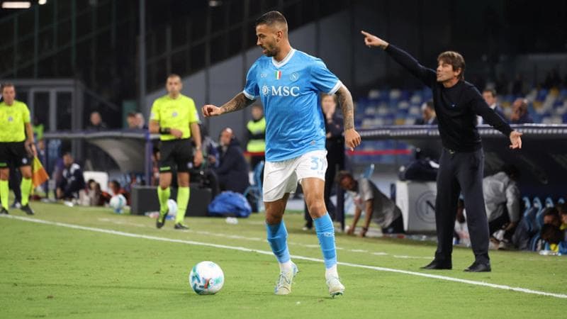 Spinazzola in azione durante Napoli-Genoa