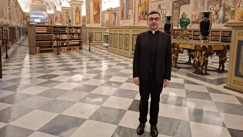“La mia biblioteca vaticana tra falsi del Decamerone e furti di note fatti da Mozart”