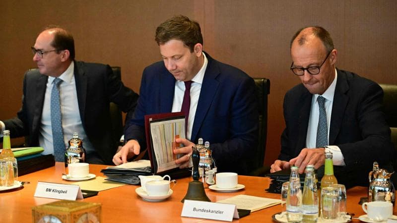 Berlino corre ai ripari sui droni: la polizia ora potrà abbatterli