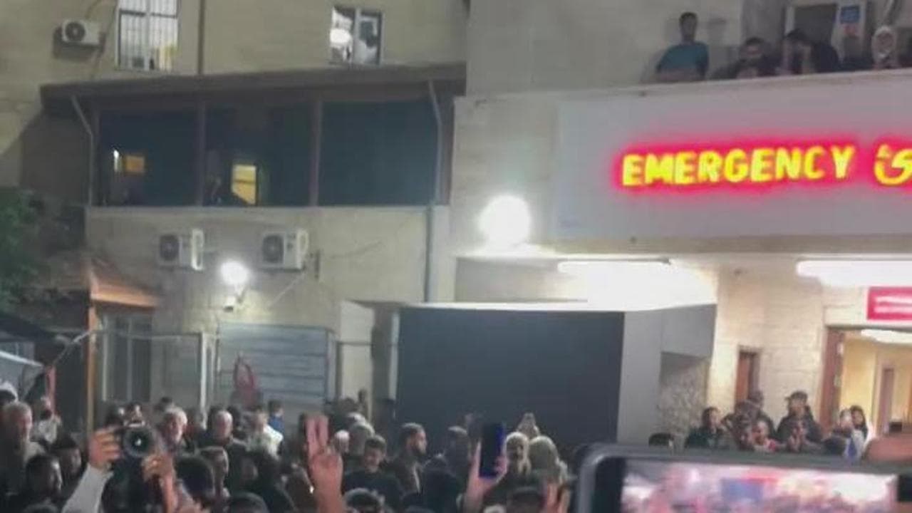 Festeggiamenti in strada a Gaza dopo l'annuncio di Trump sulla pace Israele-Hamas