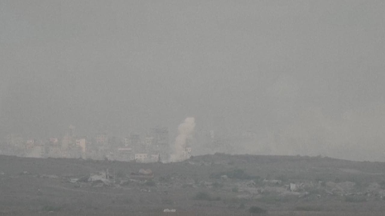 Gaza: bombe israeliane all'alba dopo l'annuncio dell'accordo sul cessate il fuoco