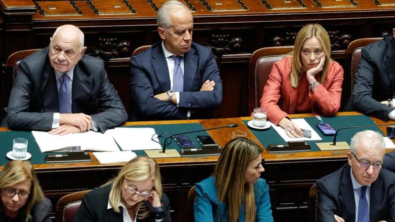 I ministri della Giustizia e dell'Interno, Carlo Nordio e Matteo Piantedosi, la premier Meloni e il sottosegretario di Stato alla presidenza del Consiglio, Alfredo Mantovano